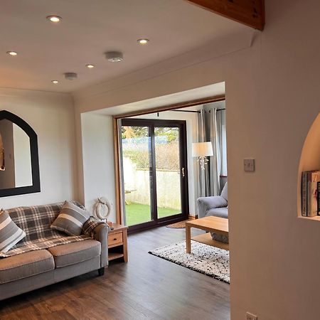 3 Bed Detached Cottage- Log Burner Mountain Views Бомарис Экстерьер фото